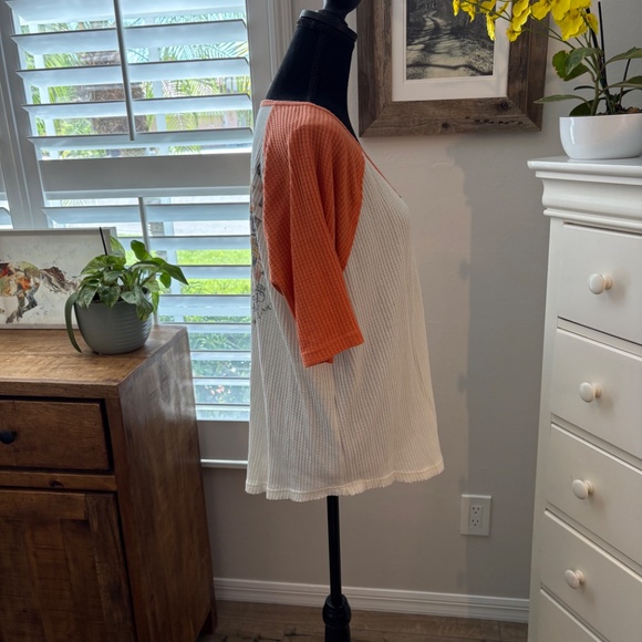 Harley-Davidson Waffle Bling Button Raw Hem V-neck - Picture 2 of 11